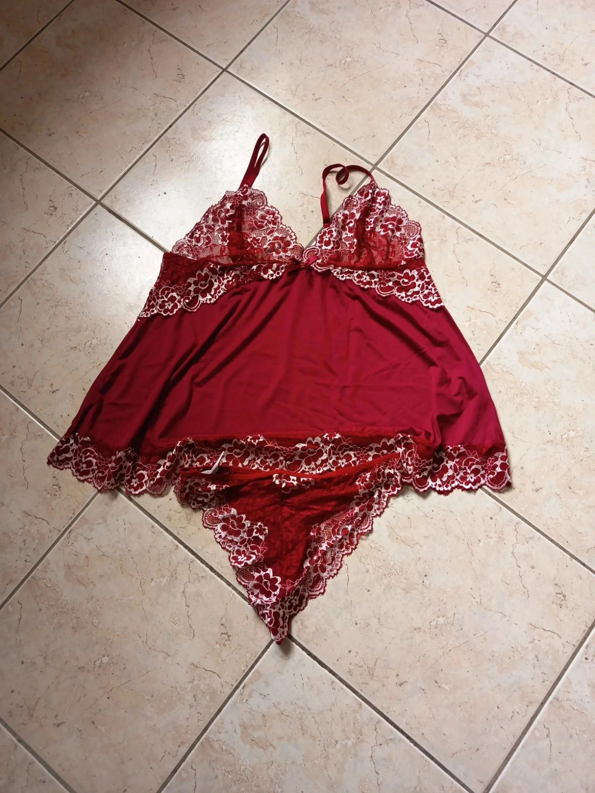 Ensemble lingerie bordeaux